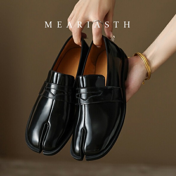 black Tabi Shoes Split Toe Pat - Women'S Shoes Hey Dude review and price